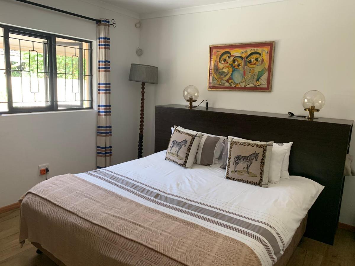 Garden Cottage In Ambiente Guest House Книсна Екстериор снимка