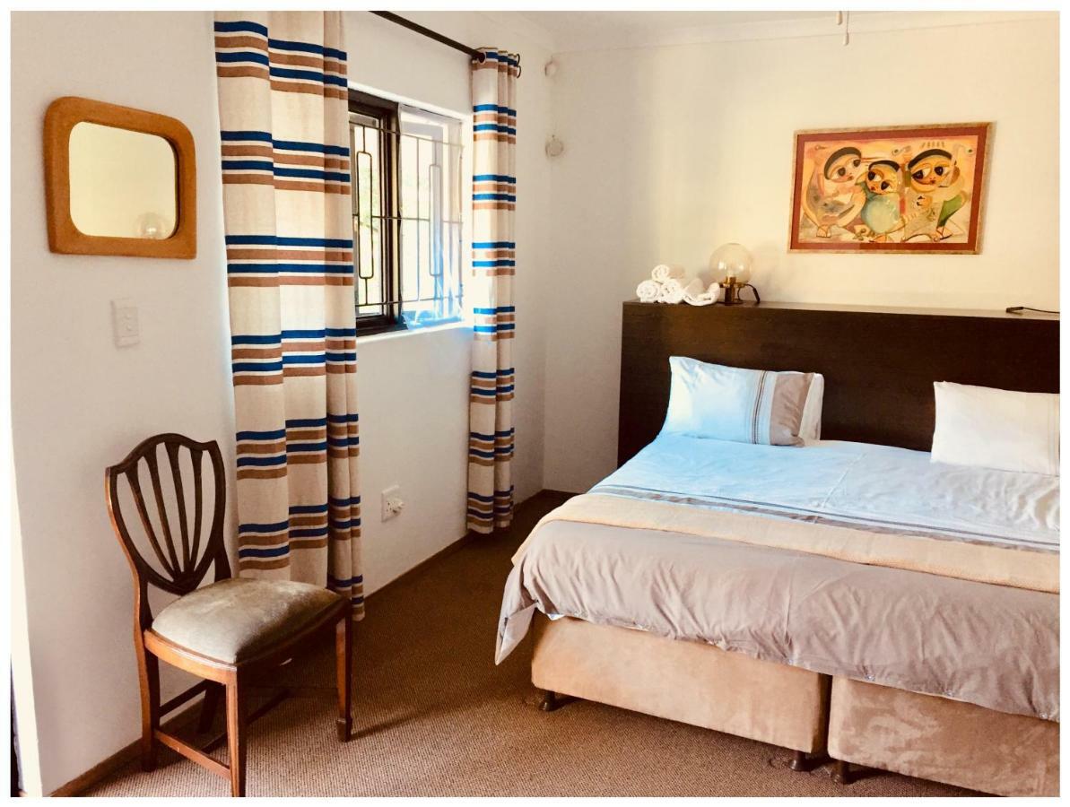 Garden Cottage In Ambiente Guest House Книсна Екстериор снимка